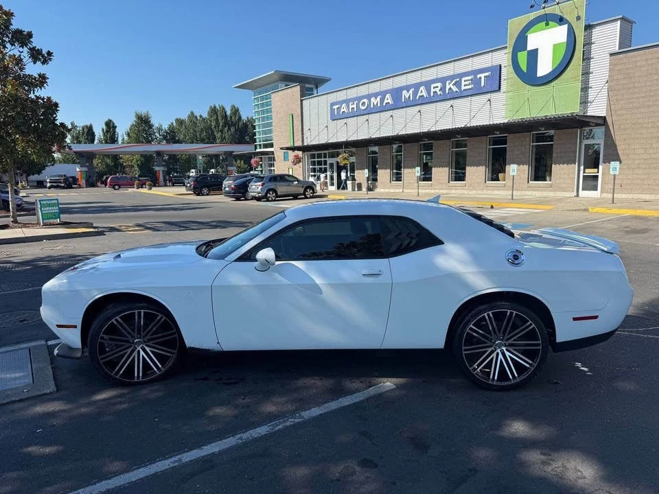 2016 Dodge Challenger 3rd Gen - Image 6 of 10