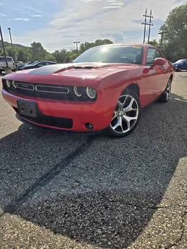 2016 Dodge Challenger SXT Plus