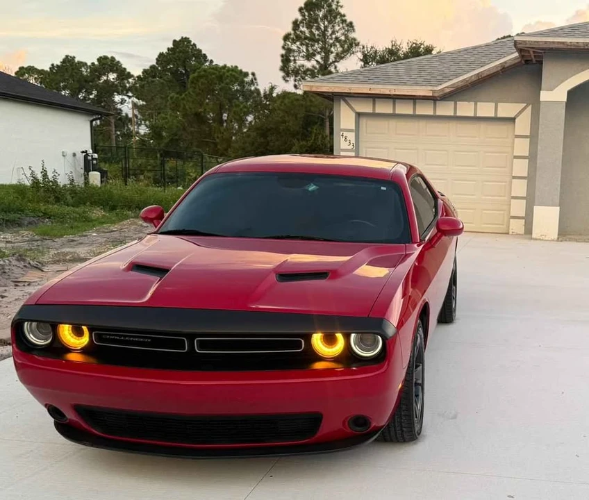 2016 Dodge Challenger 3rd Gen - Image 2 of 13