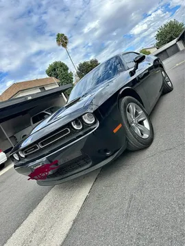 2016 Dodge Challenger SXT Plus Coupe 2D