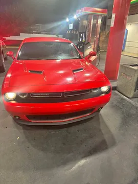 2016 Dodge Challenger SXT Plus