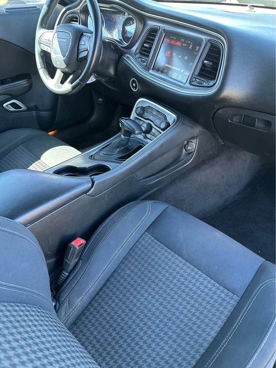 2016 Dodge Challenger 3rd Gen - Image 10 of 12