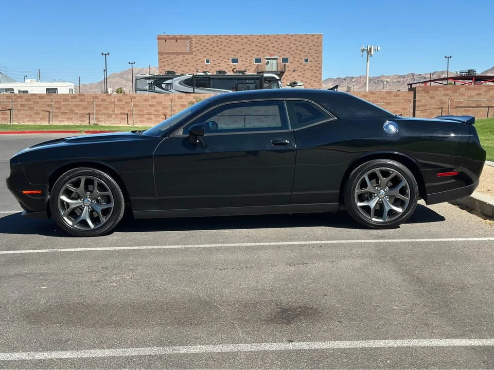 2016 Dodge Challenger 3rd Gen - Image 5 of 12