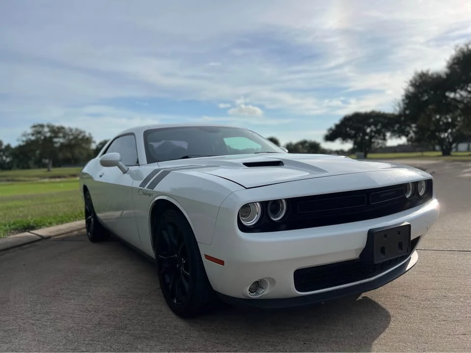 2016 Dodge Challenger 3rd Gen - Image 5 of 14