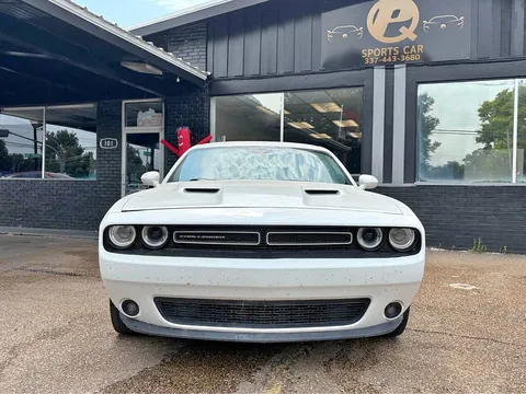 2016 Dodge Challenger SXT Plus