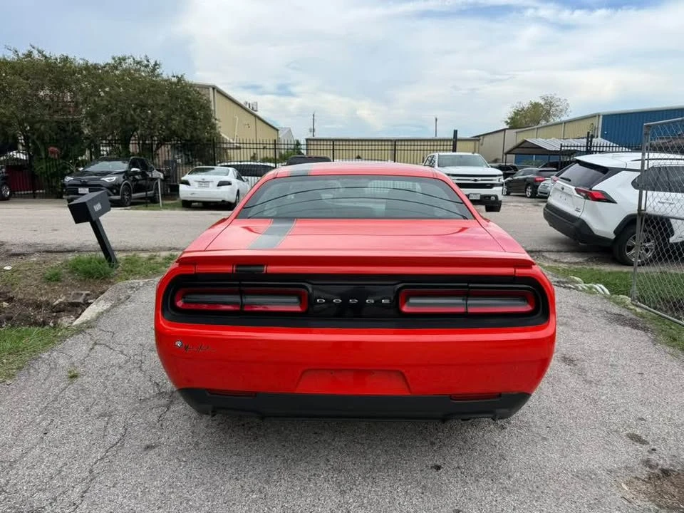 2016 Dodge Challenger 3rd Gen - Image 5 of 16