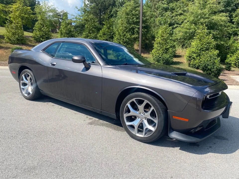 2016 Dodge Challenger 3rd Gen - Image 2 of 10