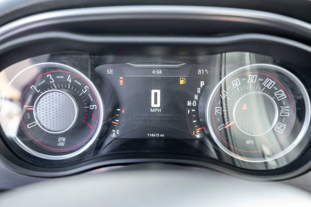 2016 Dodge Challenger 3rd Gen - Image 12 of 17