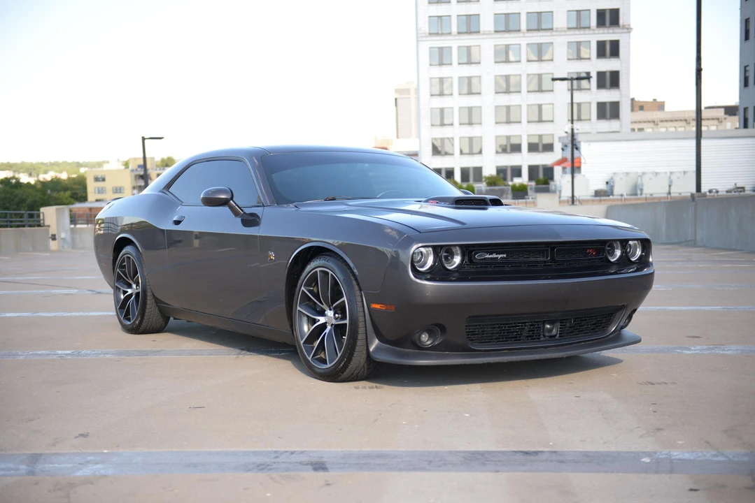 2016 Dodge Challenger SRT8 & 392 3rd Gen - Image 25 of 31