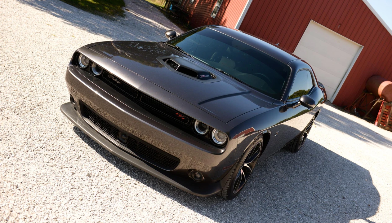 2016 Dodge Challenger SRT8 & 392 3rd Gen - Image 5 of 31