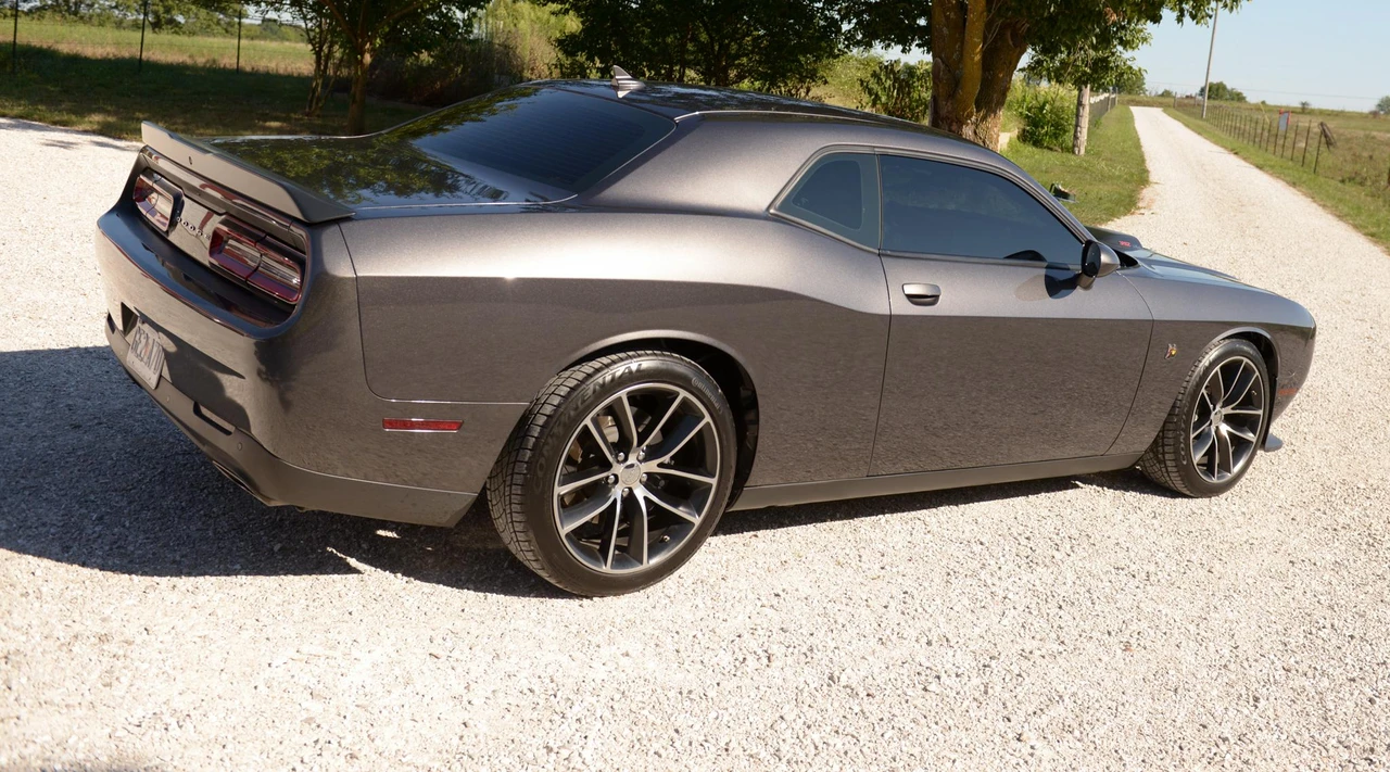 2016 Dodge Challenger SRT8 & 392 3rd Gen - Image 17 of 31