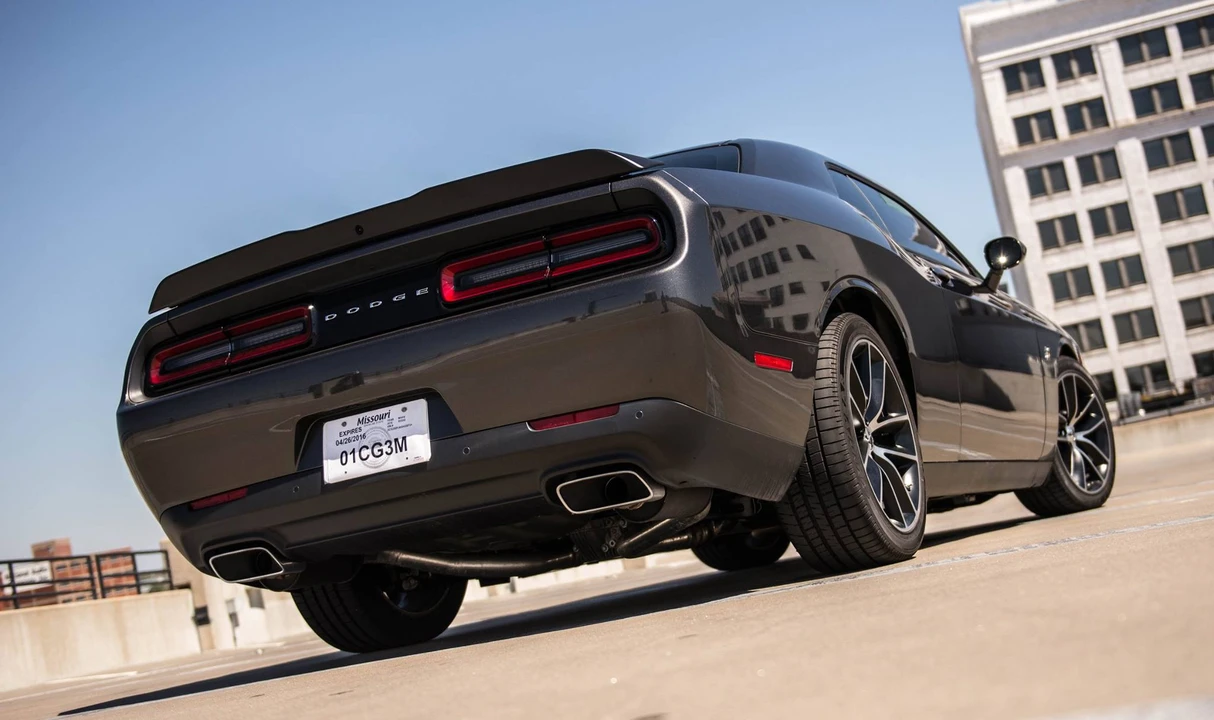 2016 Dodge Challenger SRT8 & 392 3rd Gen - Image 3 of 31
