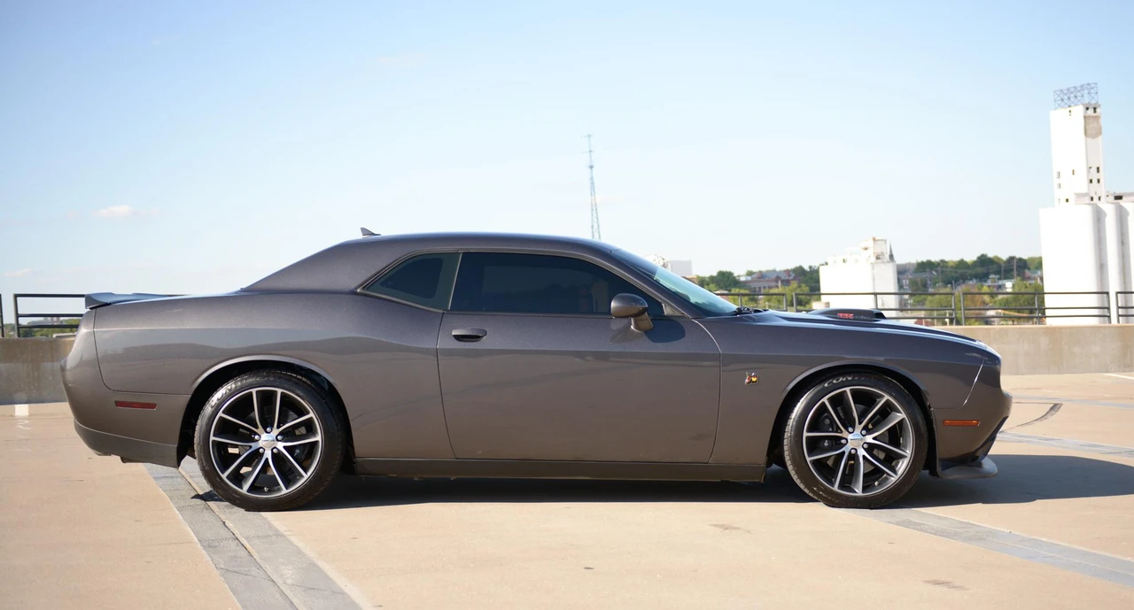 2016 Dodge Challenger SRT8 & 392 3rd Gen - Image 19 of 31