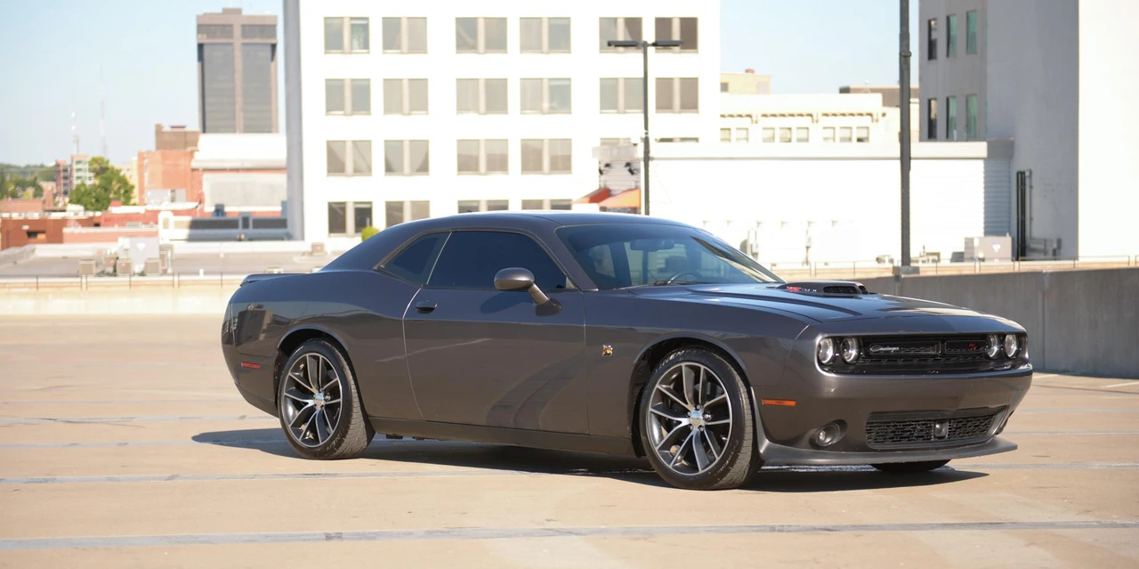 2016 Dodge Challenger SRT8 & 392 3rd Gen - Image 22 of 31
