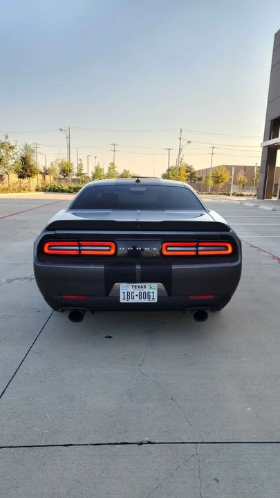 2016 Dodge Challenger SRT8 & 392 3rd Gen - Image 6 of 19