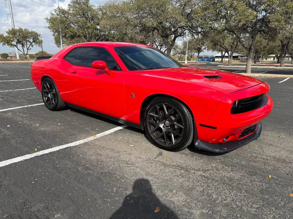 2016 Dodge Challenger SRT8 & 392 3rd Gen - Image 3 of 11
