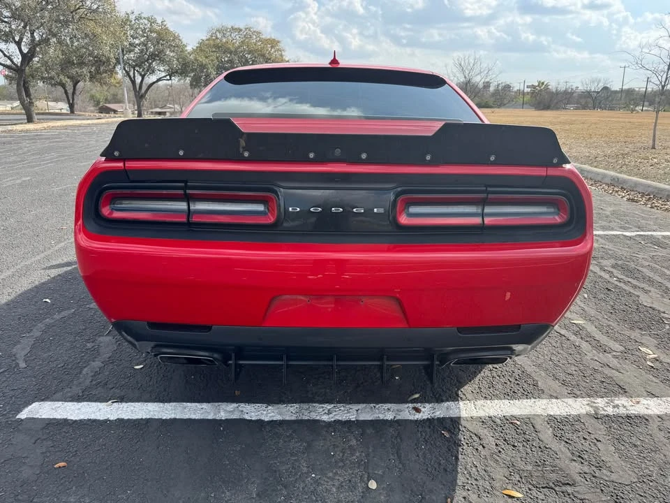 2016 Dodge Challenger SRT8 & 392 3rd Gen - Image 5 of 11