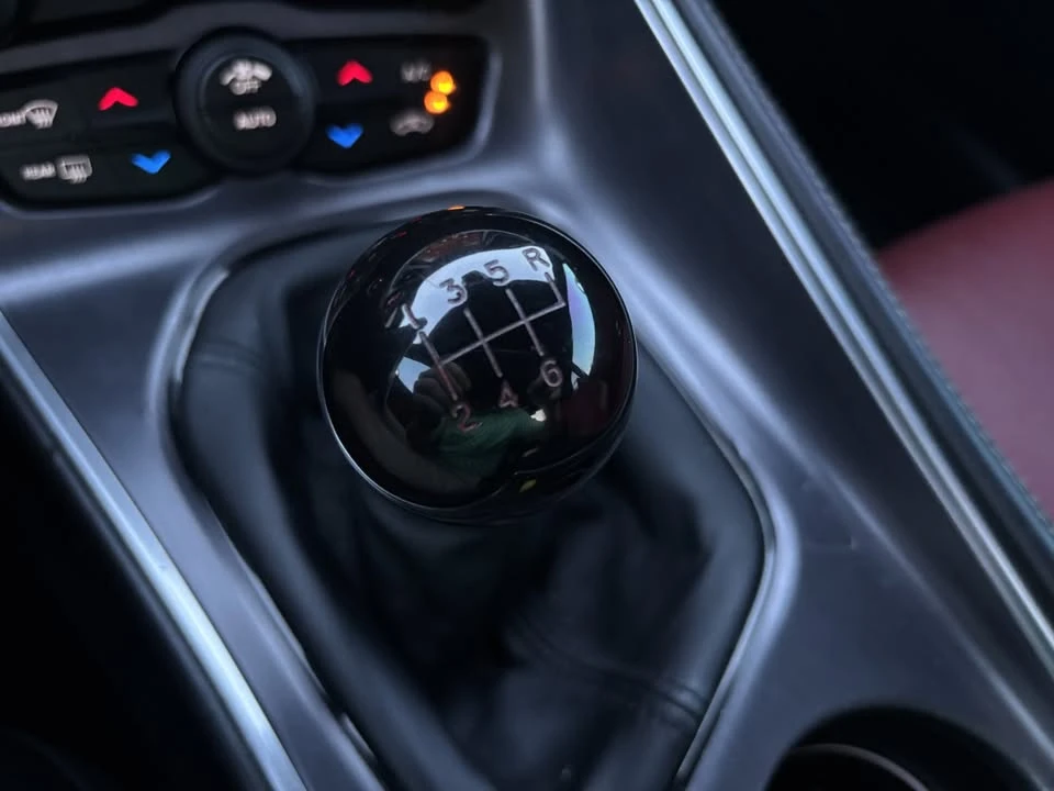 2016 Dodge Challenger SRT8 & 392 3rd Gen - Image 17 of 20