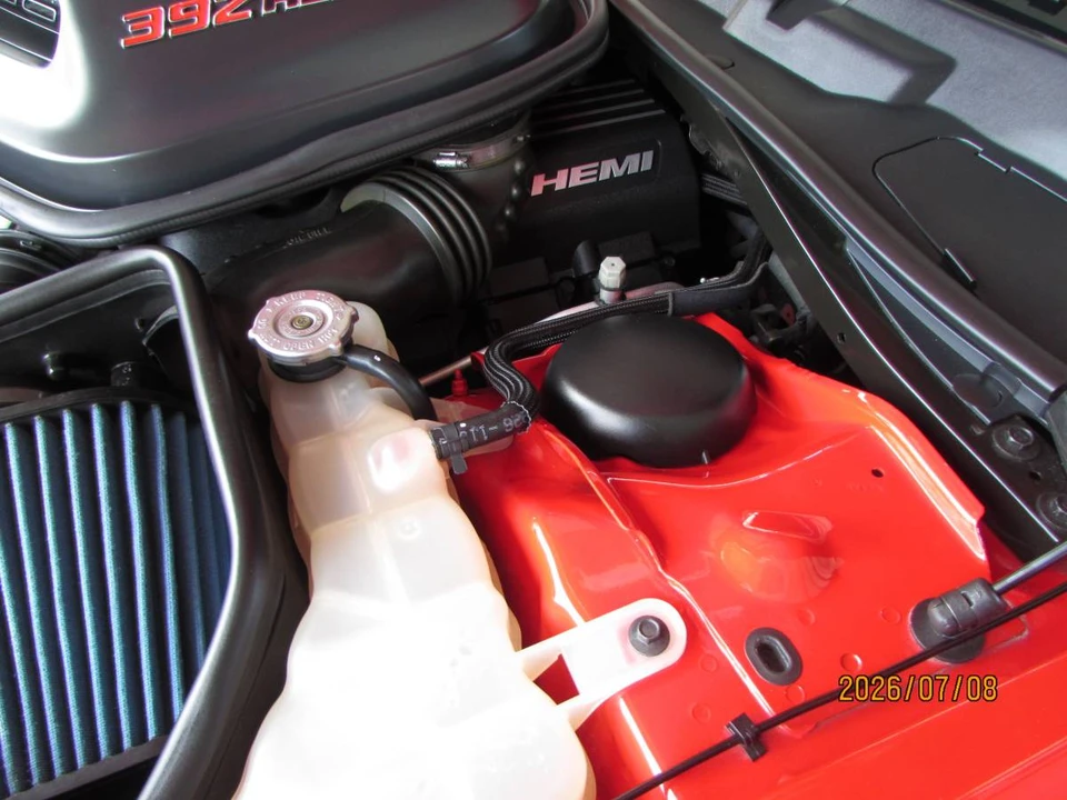 2016 Dodge Challenger SRT8 & 392 3rd Gen - Image 9 of 24