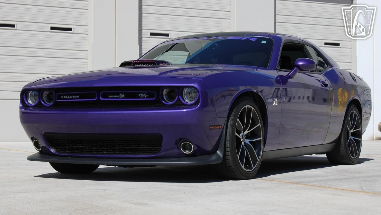 2016 Dodge Challenger SRT8 & 392 3rd Gen - Image 3 of 12