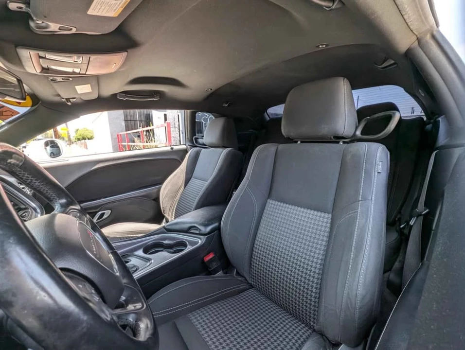 2016 Dodge Challenger 3rd Gen - Image 5 of 10