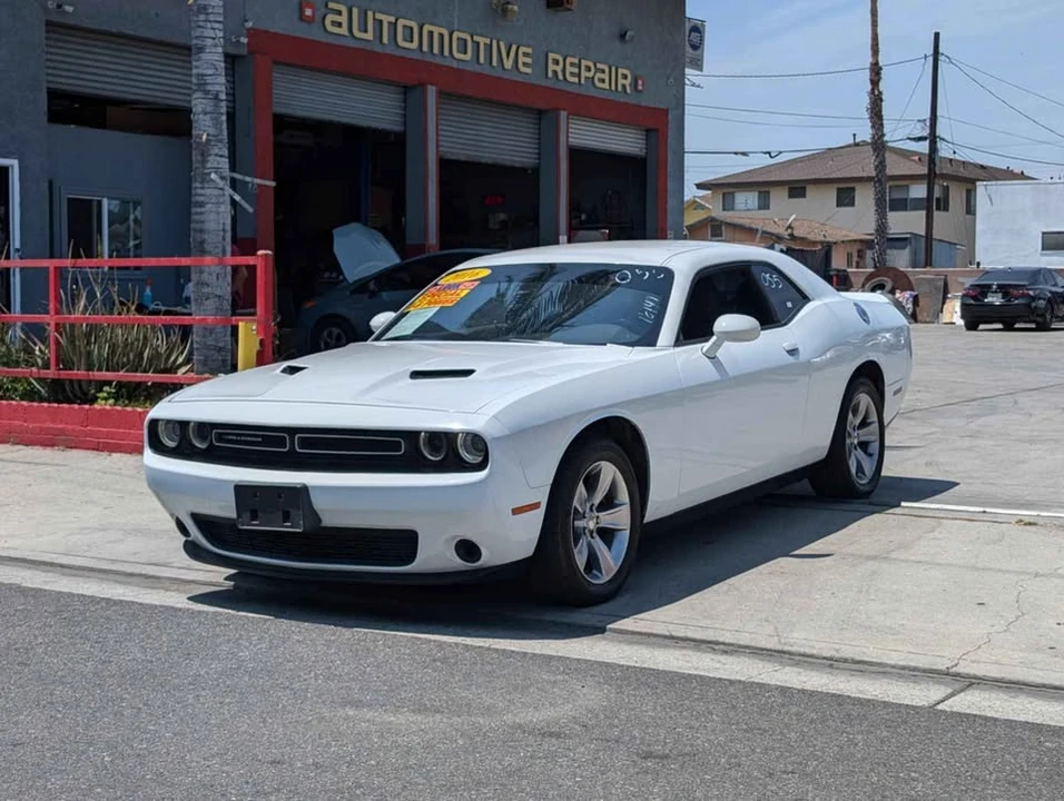 2016 Dodge Challenger 3rd Gen - Image 3 of 10