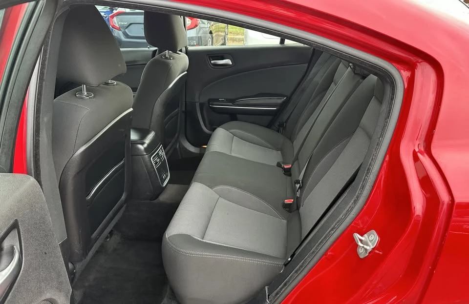 2016 Dodge Charger 7th Gen - Image 8 of 15