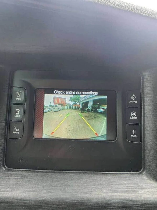 2016 Dodge Charger 7th Gen - Image 11 of 13