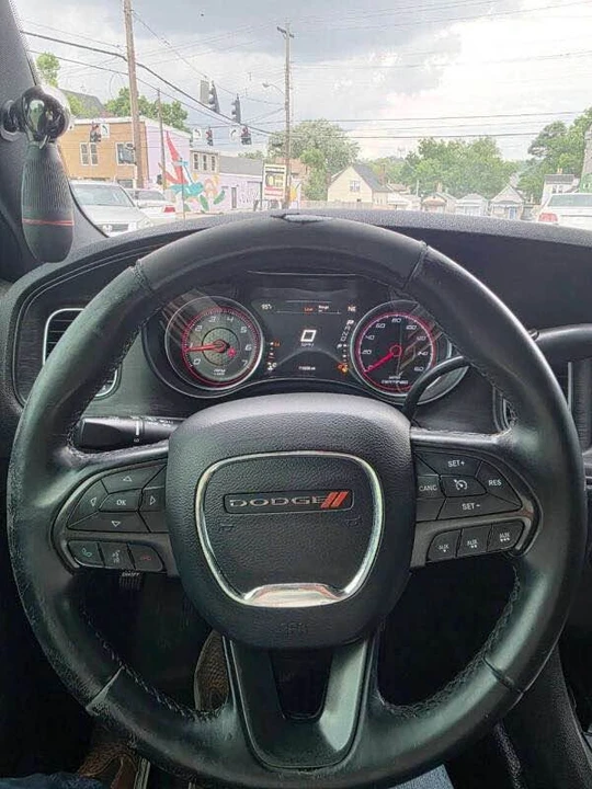 2016 Dodge Charger 7th Gen - Image 9 of 13