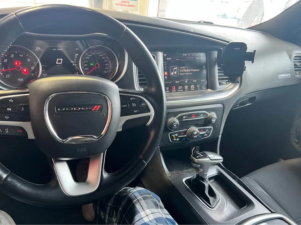 2016 Dodge Charger 7th Gen - Image 9 of 11