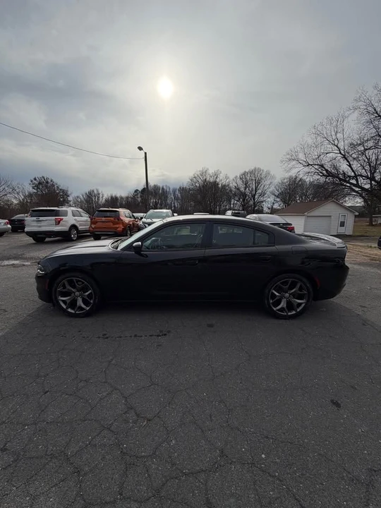 2016 Dodge Charger 7th Gen - Image 2 of 11