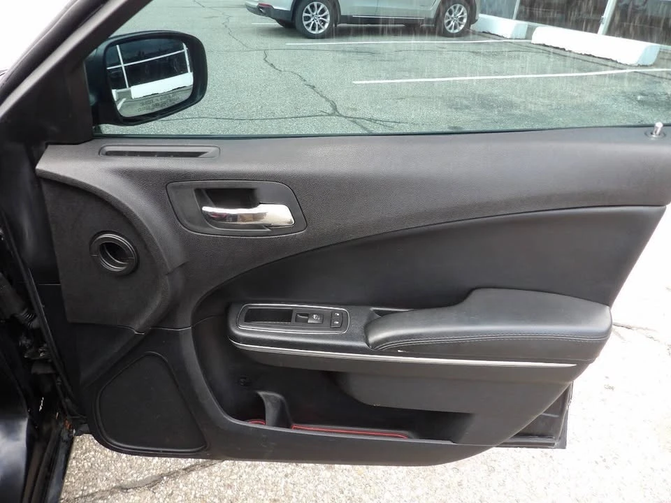 2016 Dodge Charger 7th Gen - Image 18 of 19