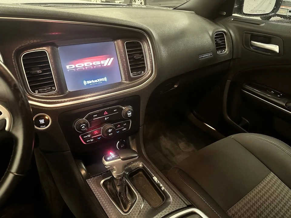 2016 Dodge Charger 7th Gen - Image 11 of 20
