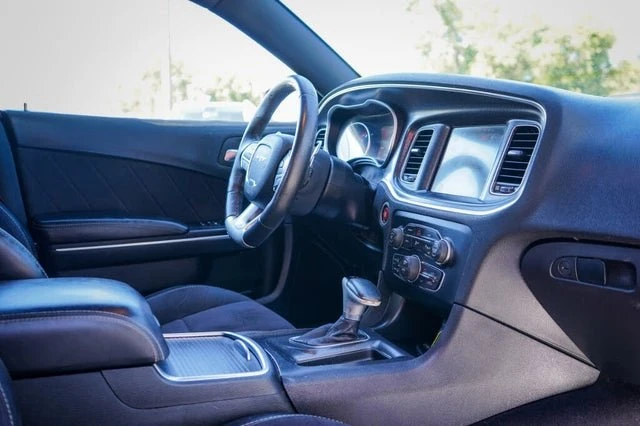 2016 Dodge Charger 7th Gen - Image 11 of 16