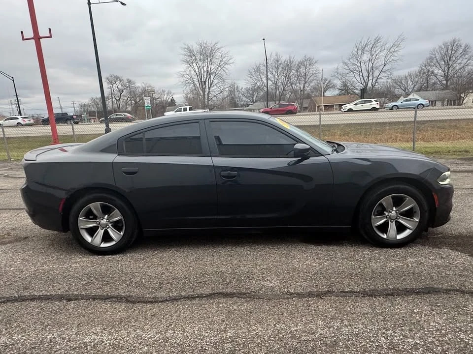 2016 Dodge Charger 7th Gen - Image 8 of 19