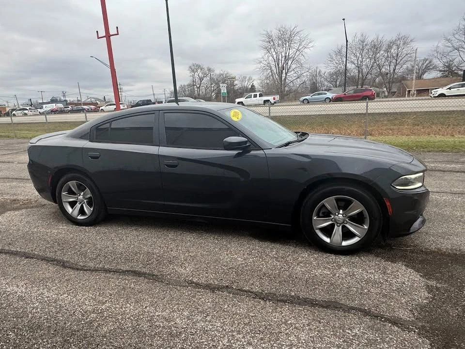 2016 Dodge Charger 7th Gen - Image 18 of 19