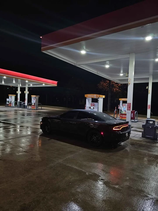 2016 Dodge Charger 7th Gen - Image 2 of 4