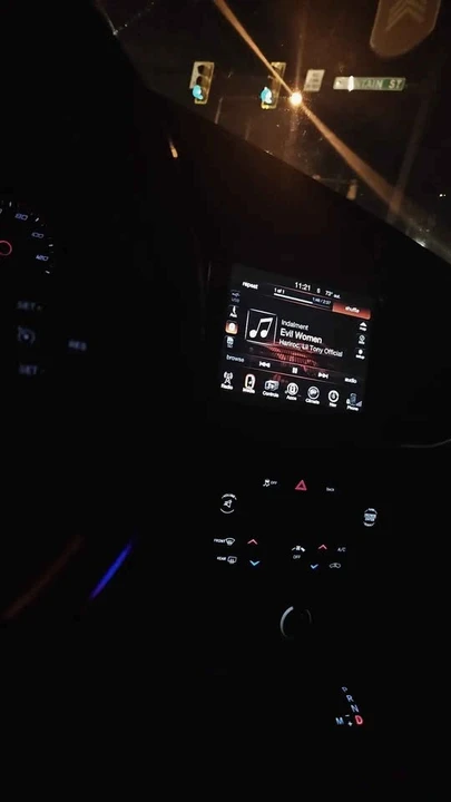 2016 Dodge Charger 7th Gen - Image 3 of 4