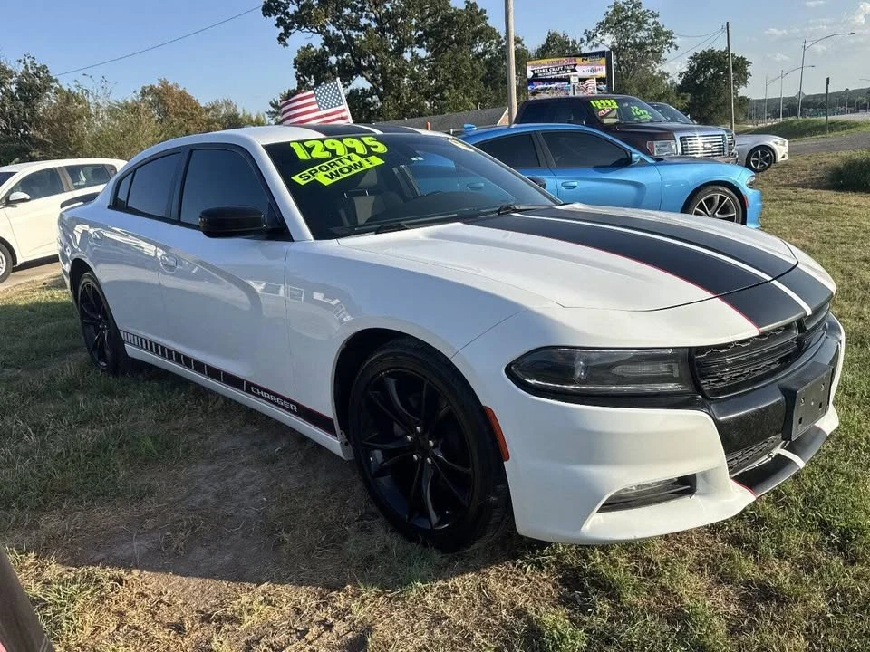 2016 Dodge Charger 7th Gen - Image 4 of 7