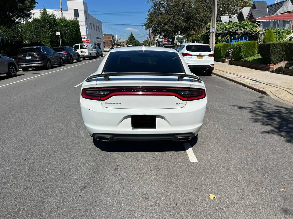 2016 Dodge Charger 7th Gen - Image 4 of 16