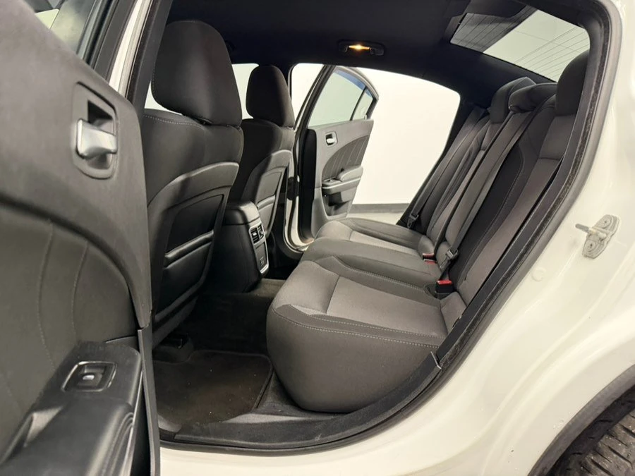 2016 Dodge Charger 7th Gen - Image 10 of 20
