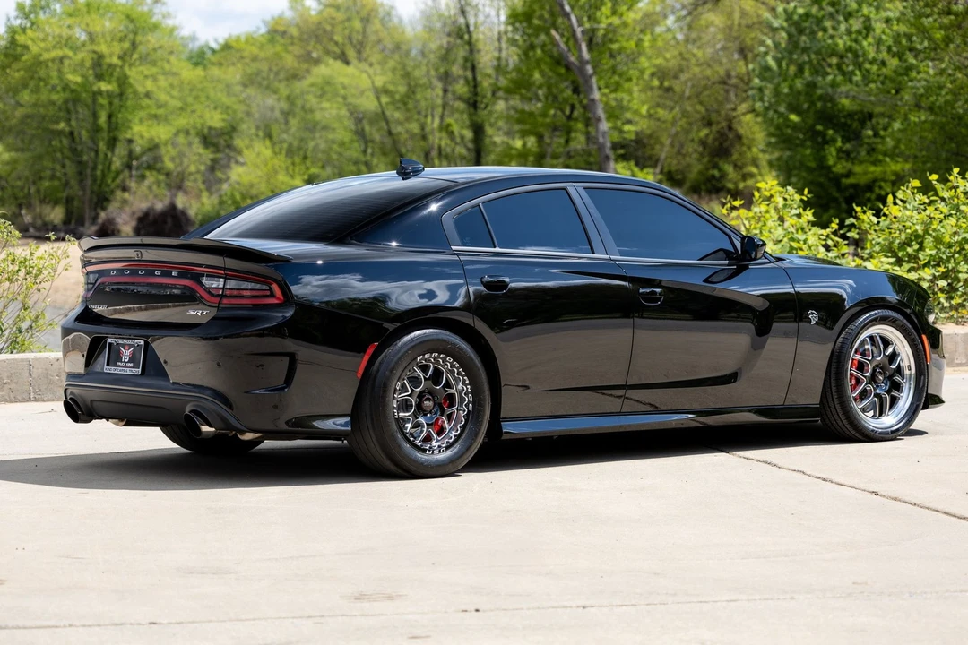 2016 Dodge Charger SRT Hellcat 7th Gen - Image 12 of 31