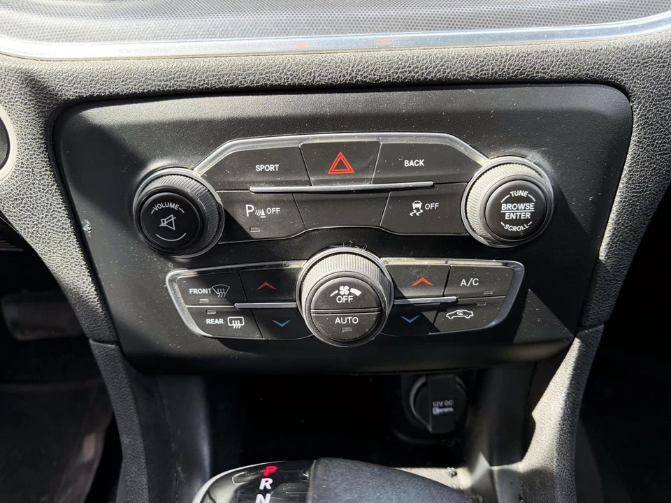 2016 Dodge Charger 7th Gen - Image 19 of 21