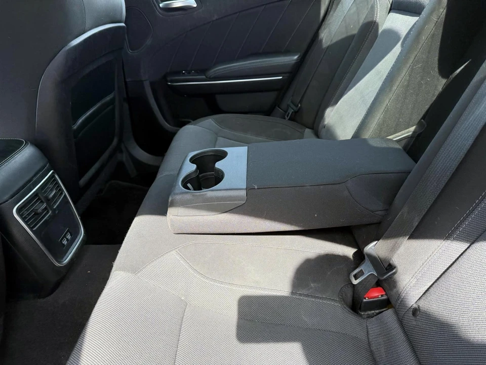 2016 Dodge Charger 7th Gen - Image 14 of 21