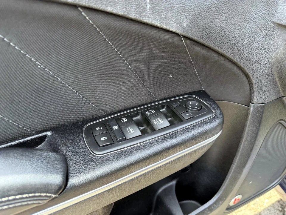 2016 Dodge Charger 7th Gen - Image 17 of 21