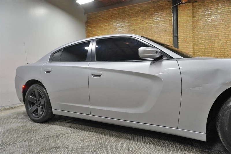 2016 Dodge Charger 7th Gen - Image 9 of 12