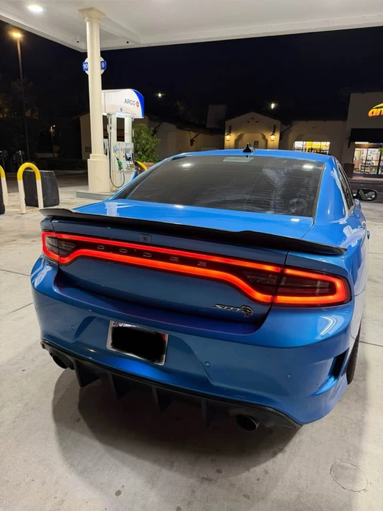 2016 Dodge Charger SRT Hellcat 7th Gen - Image 8 of 13