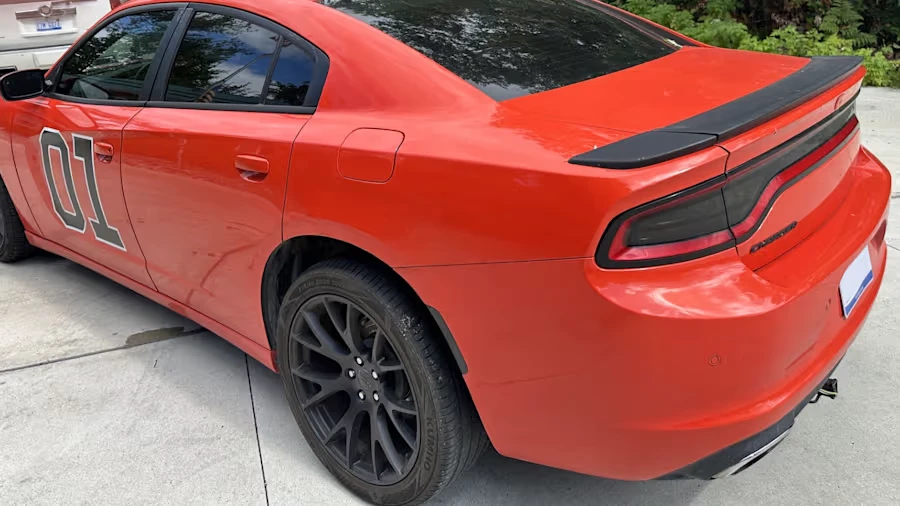 2016 Dodge Charger 7th Gen - Image 2 of 11
