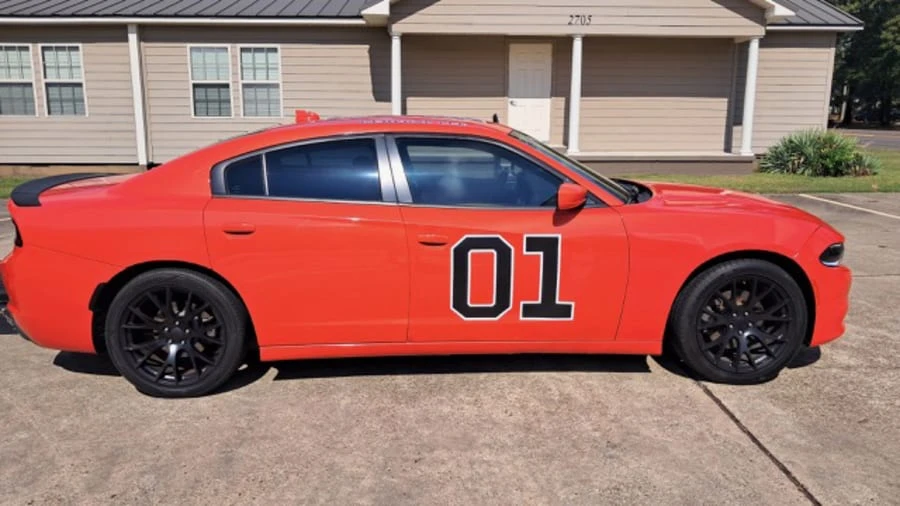 2016 Dodge Charger 7th Gen - Image 2 of 28