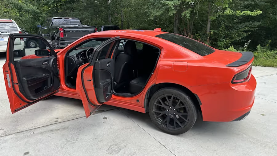 2016 Dodge Charger 7th Gen - Image 5 of 11